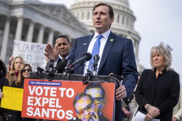 epa10453288 Democratic Congressman from New York Dan Goldman calls for the resignation of Republican Congressman George Santos during a press conference at the US Capitol in Washington, DC, USA, 07 Fe ...