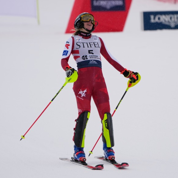 Katharina Liensberger gravement bless閑