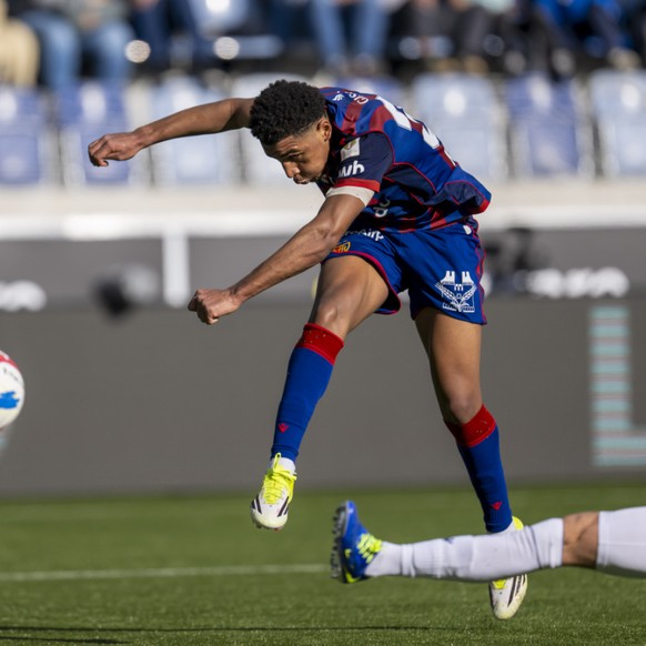 Giacomo Koloto dans ses oeuvres.