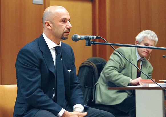 Soccer player Gianluca Vialli (L) appears in court in Turin on Monday, 26 January 2004 to testify in a drug trial involving his former club Juventus Turin. EPA/FRANCESCO DEL BO