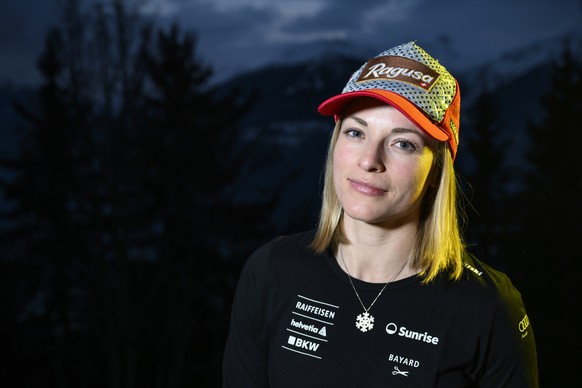 La skieuse suisse Lara Gut-Behrami, pose lors d&#039;une conference de presse de Swiss-ski sur les courses de la coupe du monde de ski alpin le jeudi 23 fevrier 2023 a Crans-Montana. (KEYSTONE/Jean-Ch ...