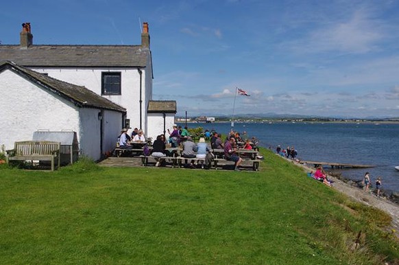 La terrasse du pub.