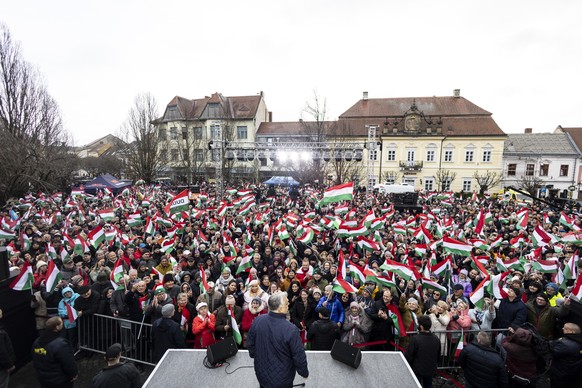 epa12854348 A handout photo made available by the Hungarian PM's General Department of Communication shows Hungarian Prime Minister Viktor Orban, leader of the ruling Fidesz party, speaking durin ...
