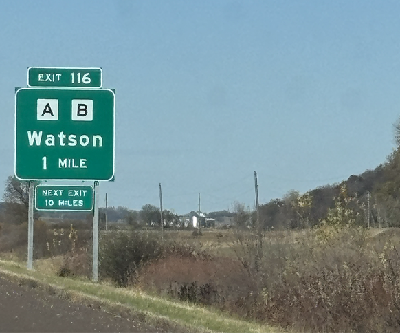 Grâce (ou à cause) de Reagan, les distances sont toujours indiquées en miles et non en kilomètres aux Etats-Unis.