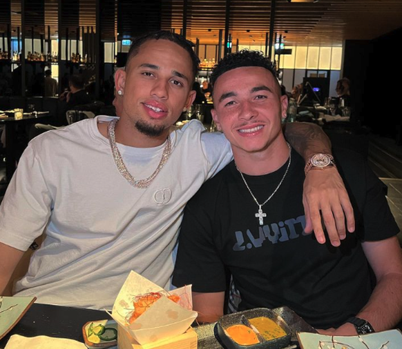 Vargas et Okafor ont une relation forte.