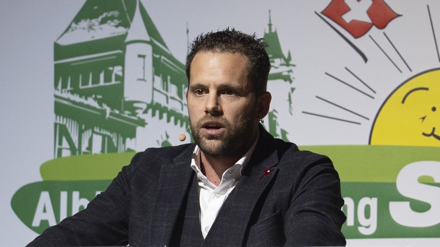 SVP-Kantonalpraesident Dominik Ledergerber spricht an der 38. Albisgueetli-Tagung der SVP am Freitag, 16. Januar 2026 im Schuetzenhaus Albisgueetli in Zuerich. (KEYSTONE/Claudio Thoma)