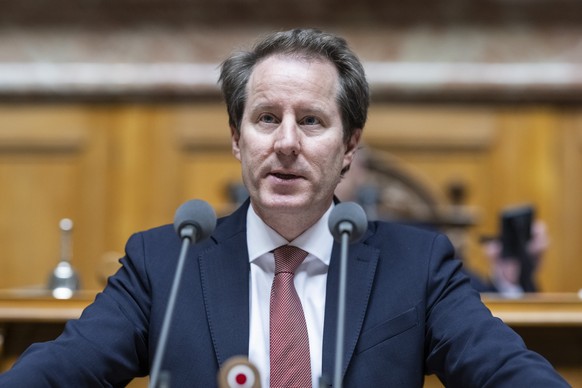 Thomas Aeschi, SVP-ZG, spricht zum Bundesgesetz ueber Informationssysteme in den Sozialversicherungen BISS, an der Sondersession des Nationalrates, am Mittwoch, 29. April 2026 im Nationalrat in Bern.  ...