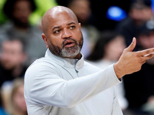 J.B. Bickerstaff a été élu coach de l'année par ses pairs en NBA