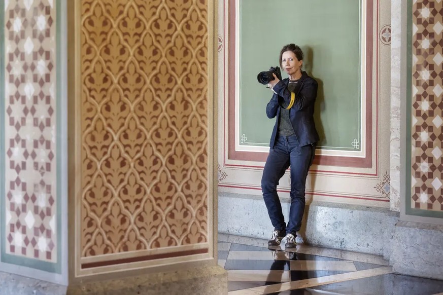 Béatrice Devènes photographie le Conseil fédéral pour Instagram