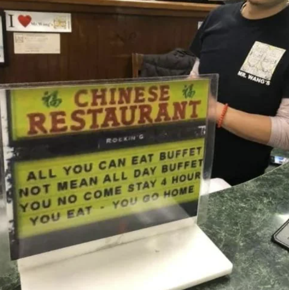 Lustige Fails: Schild in Chinesischem Restaurant