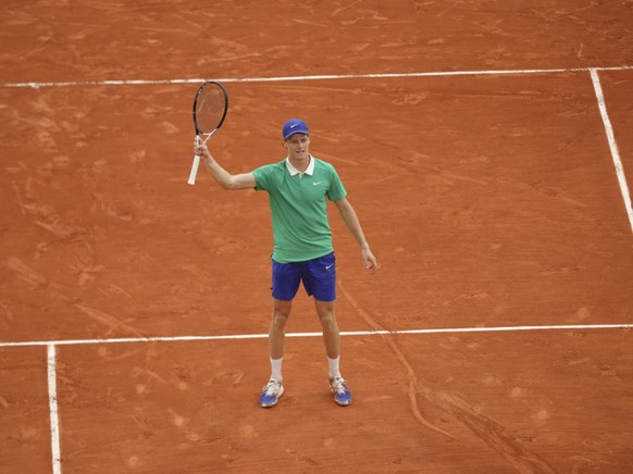Jannik Sinner: une ma羡rise absolue sur la terre battue de Roland-Garros.