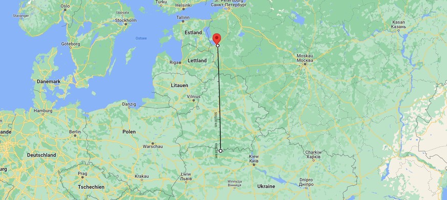 L'aéroport de Pskov est à 50 kilomètres de l'Estonie et à 700 kilomètres de l'Ukraine.