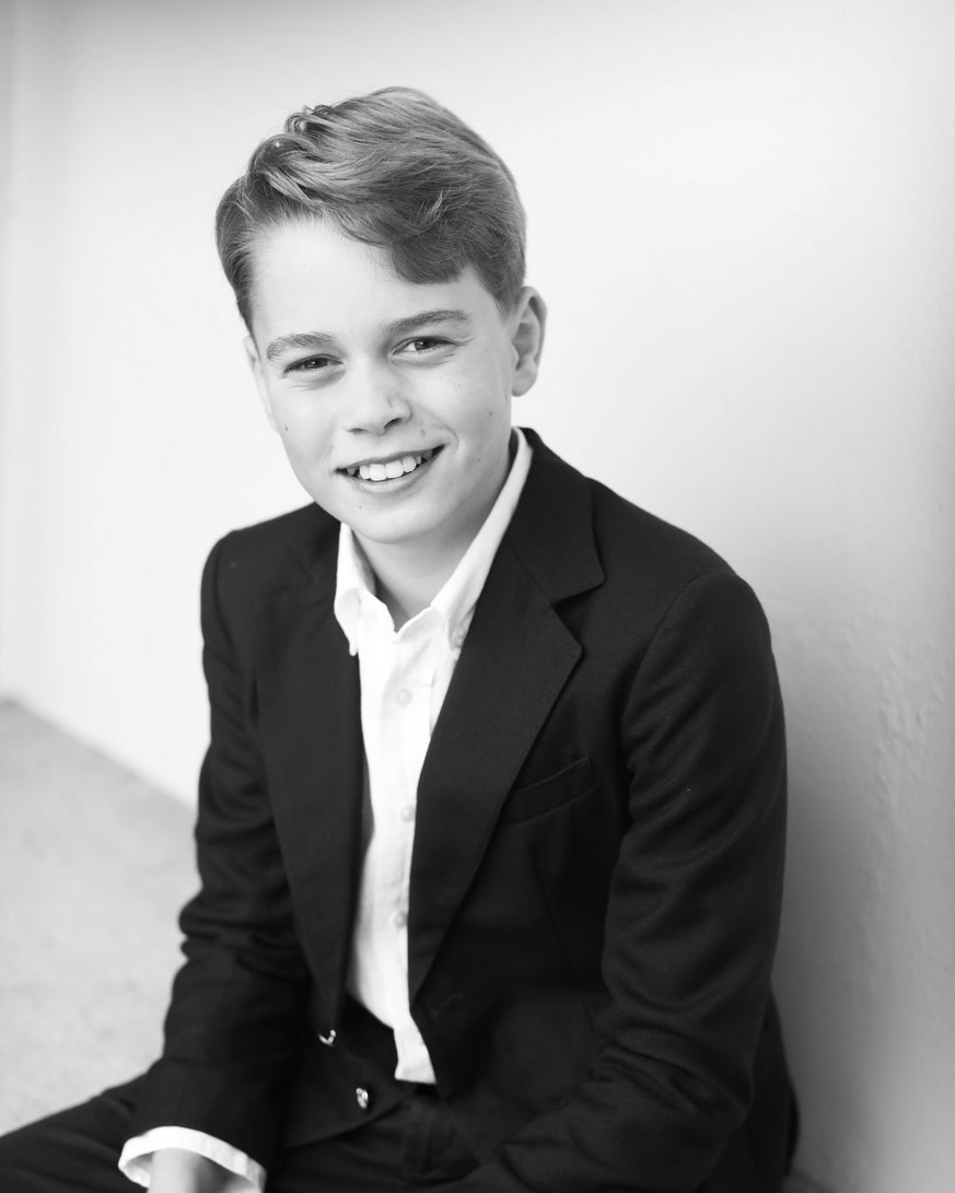 Le prince George célèbre aujourd&#039;hui son 11e anniversaire, et le palais de Kensington a publié une nouvelle photo en noir et blanc du futur roi.