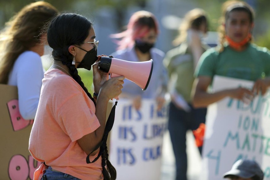 Abortion rights supporters gather to protest Texas SB 8 in front of Edinburg City Hall on Wednesday, Sept. 1, 2021, in Edinburg, Texas. The nation&#039;s most far-reaching curb on abortions since they ...