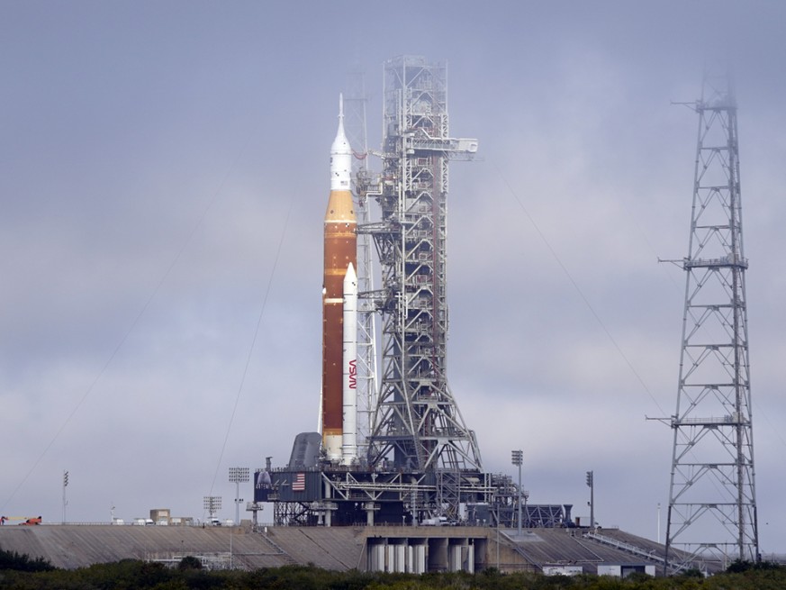 Pour cet ultime test avant le décollage de la fusée SLS pour la Lune, toutes les étapes menant à un lancement doivent être répétées, du remplissage des réservoirs au compte à rebours final.