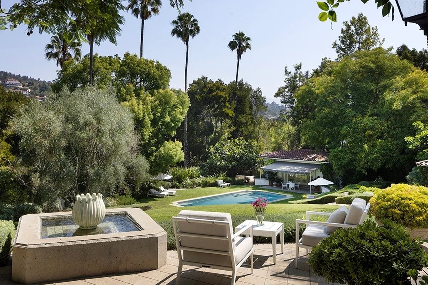 Angelina Jolie vient de vendre son immense propriété de Los Feliz, à Los Angeles, autrefois habitée par le réalisateur Cecil B. DeMille.