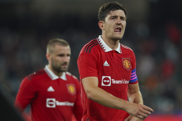 Manchester United&#039;s Harry Maguire reacts as he leaves the pitch at halftime during the soccer match between Manchester United and Melbourne Victory at the Melbourne Cricket Ground, Australia, Fri ...