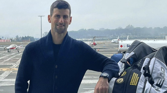 Djokovic juste avant de décoller pour l'Australie, quand tout allait bien.