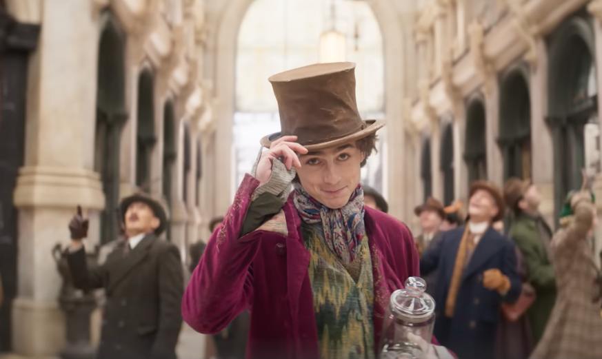 Timothée Chalamet dans la peau de Willy Wonka. La première bande-annonce de Wonka, préquel de Charlie et la Chocolaterie, vient d&#039;être diffusée sur la Toile. Timothée Chalamet remplace Johnny Dep ...