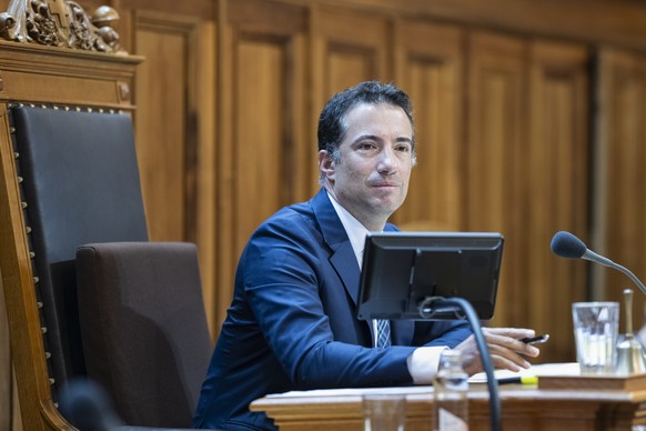 Staenderatspraesident Andrea Caroni, FDP-AR, musste in der Abstimmung zur Individualbesteuerung den Stichentscheid geben, an der Sommersession der Eidgenoessischen Raete, am Dienstag, 3. Juni 2025 im  ...