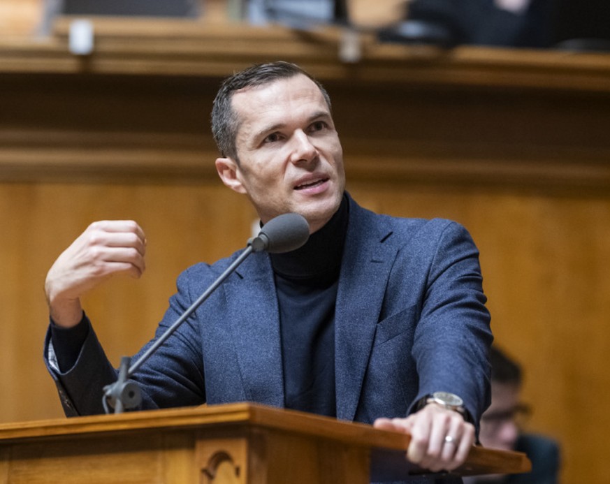 La gauche, ici Jean Tschopp (PS/VD), est montée au créneau pour dénoncer les assouplissements de la loi sur le matériel de guerre.