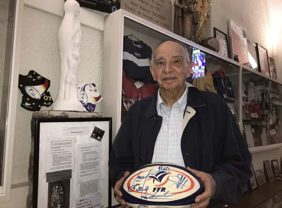 Gilbert Lavigne, le «prêtre du rugby».