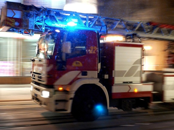 Plusieurs dizaines de pompiers avaient �t� mobilis�s pour ma�triser l'incendie dans la zone industrielle de Courroux (photo pr�texte).