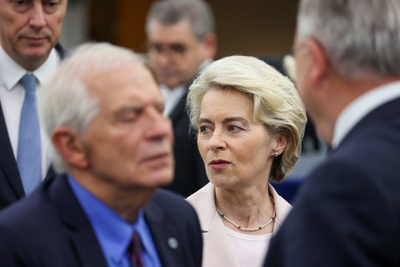 epa10320165 High Representative of the European Union for Foreign Affairs and Security Policy Josep Borrell (L) and European Commission President Ursula von der Leyen (R) during the Ceremony of the 70 ...