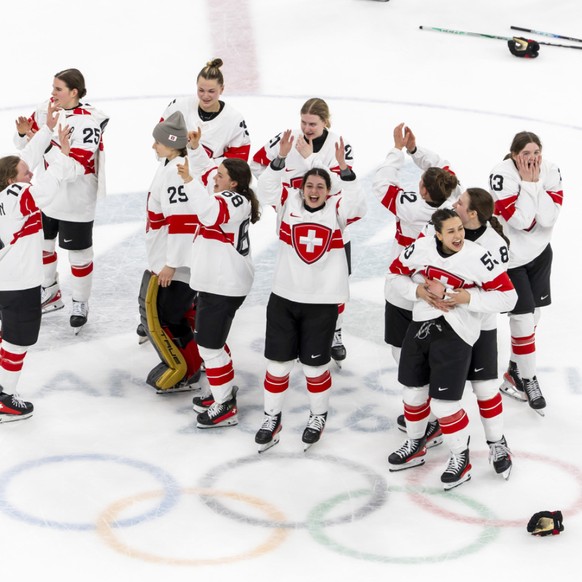 L'équipe de Suisse dames a obtenu la médaille de bronze aux JO de Milan-Cortina.