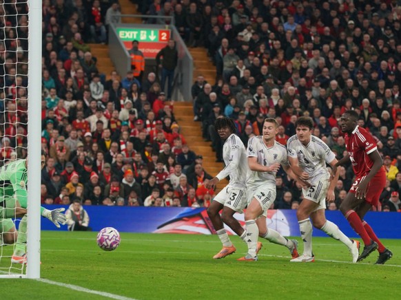 Maguire signe le but de la victoire