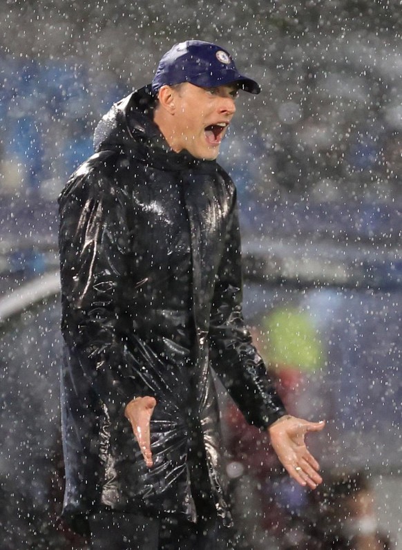 epa09164187 Chelsea&#039;s head coach Thomas Tuchel reacts during the UEFA Champions League semifinal first leg soccer match between Real Madrid CF and Chelsea FC at Alfredo Di Stefano stadium in Madr ...