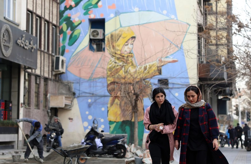 Les Iraniennes à Téhéran: quel avenir pour le pays?