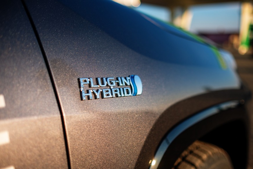 Les voitures hybrides rechargeables sont-elles critiquées à tort?