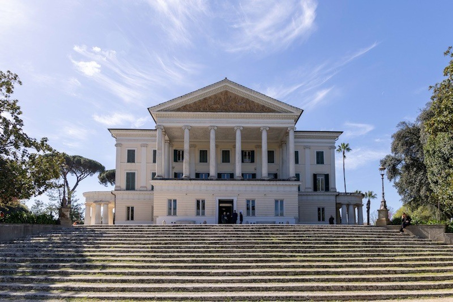 Voici une vue de la Villa Torlonia