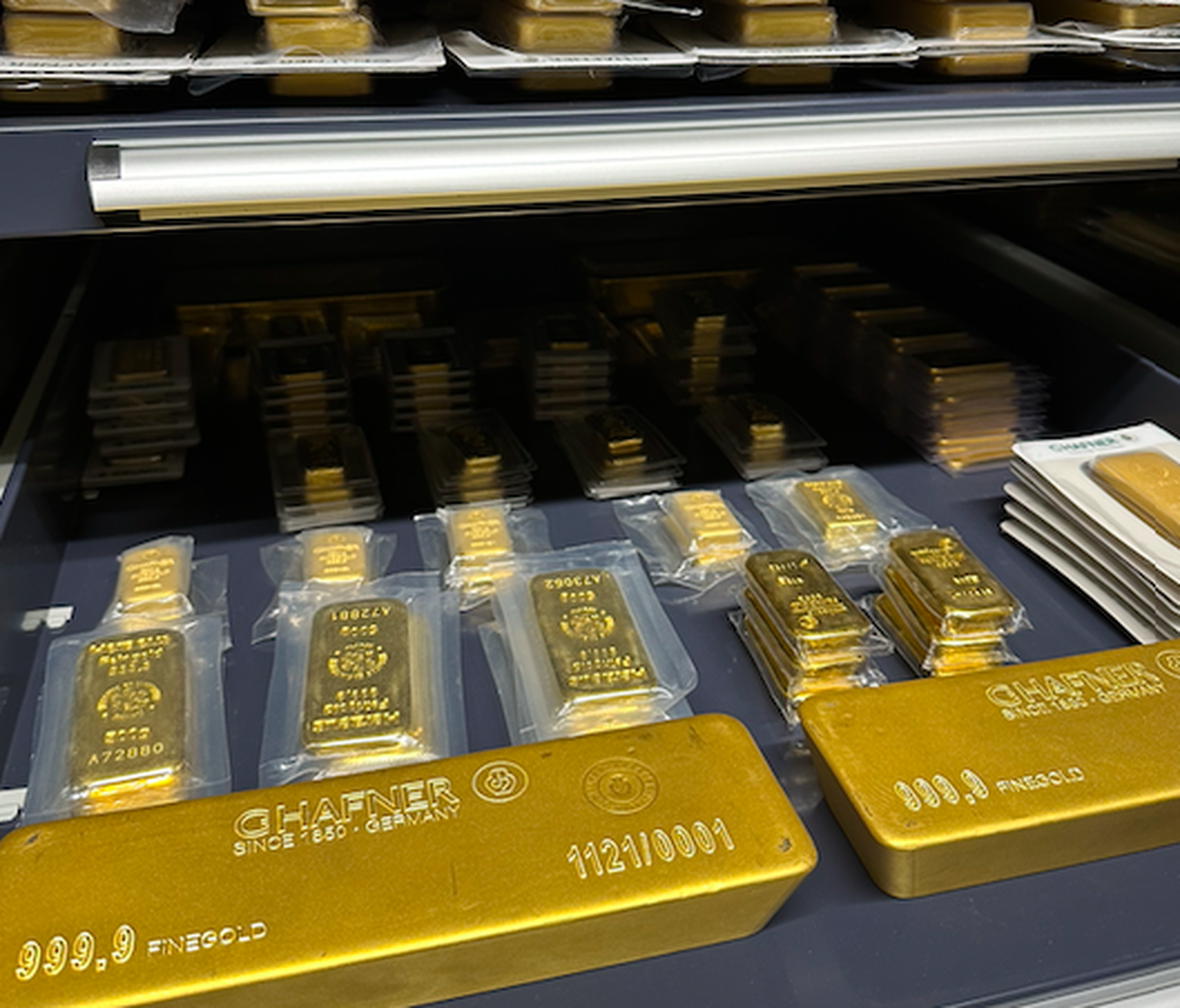 Im Schweizer Goldlager von Robert Vityes Firma Solit. Hier lagern hunderte Millionen an Gold.