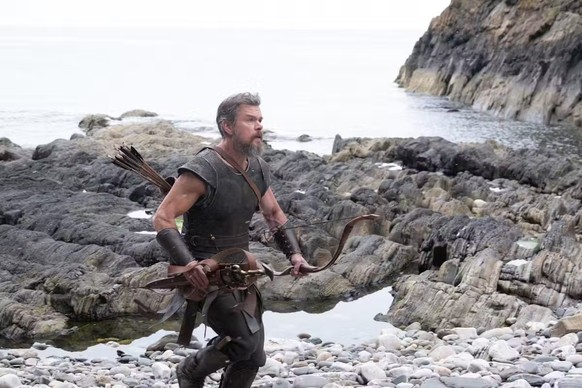 L’Odyssée raconte le voyage de retour d’Ulysse et de ses compagnons après la guerre de Troie.
