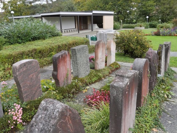 Le repos des morts au cimetière de Teufenthal ne doit plus être perturbé par des couples lubriques.