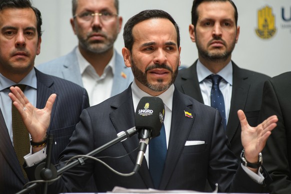 Colombia's President Abelardo de la Espriella speaks after leading and earthquake response meeting in Bogota, Colombia, Monday, Aug. 10, 2026. (AP Photo/Sebastian Barros)
Abelardo de la Espriella