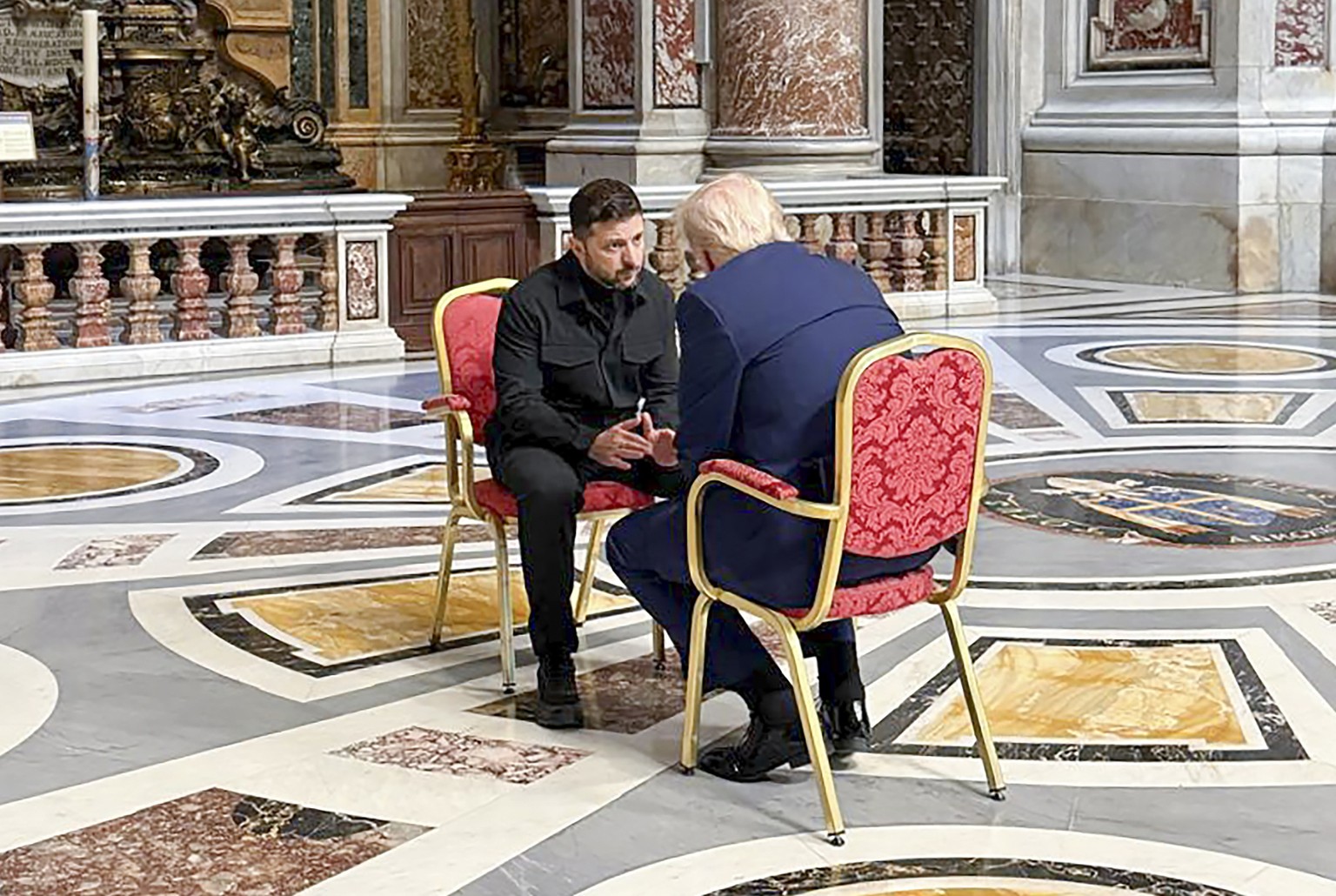 epa12056121 epa12056108 A handout photo made available by the Ukrainian Presidential Press Service shows Ukrainian President Volodymyr Zelensky (L) meeting with US President Donald J. Trump (R) in Sai ...