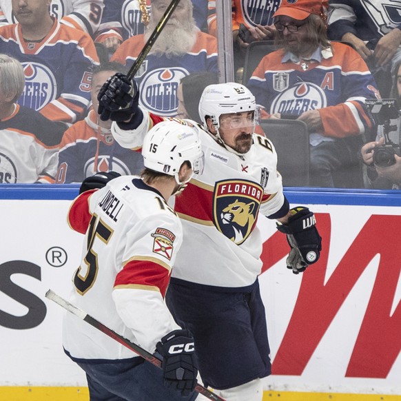 Brad Marchand n&#039;en finit plus de marquer