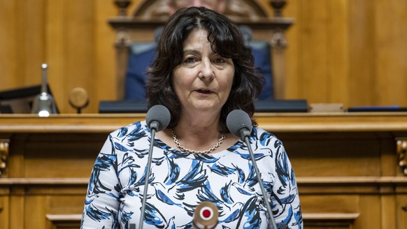 Anna Giacometti, FDP-GR, spricht fuer die Finanzkommission zur Beschaffung des neuen Kampfjets F-35, an der Herbstsession der Eidgenoessischen Raete, am Donnerstag, 15. September 2022 im Nationalrat i ...