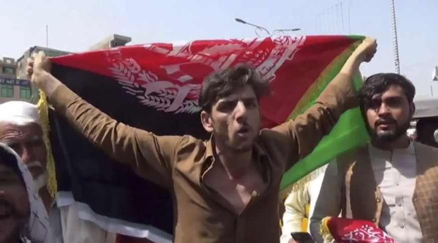 Une manifestation anti-talibans à Jalalabad.