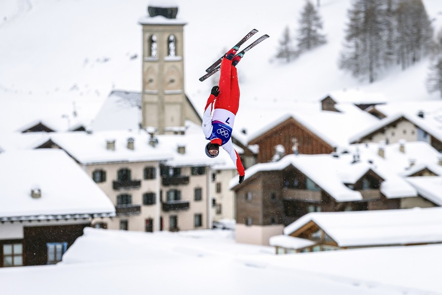 Switzerland's Noe Roth competes during the men's Freestyle Skiing Freeski aerials qualification at the 2026 Olympic Winter Games in Livigno, Italy, on Friday, February 20, 2026. (KEYSTONE/Mi ...