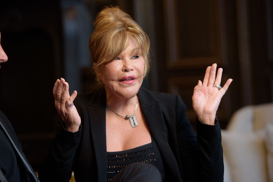 NEW YORK, NY - AUGUST 05: Jocelyn Wildenstein discusses her engagement to Lloyd Klein at Baccarat Hotel on August 5, 2017 in New York City. (Photo by Noam Galai/Getty Images)