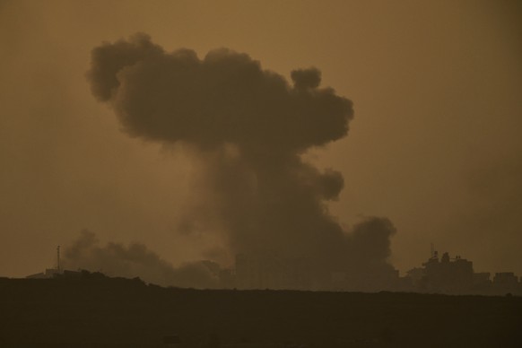 Smoke rises to the sky following an Israeli military strike in the Gaza Strip, as seen from southern Israel, Monday, Sept. 15, 2025. (AP Photo/Leo Correa)
Israel Palestinians Gaza