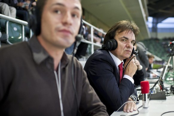 Christian Constantin, Praesident FC Sion kommentiert das Spiel am Axpo Super League Fussballspiel FC St. Gallen gegen den FC Sion am Samstag, 23. April 2011 in der AFG Arena in St. Gallen. (KEYSTONE/E ...