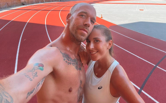 Belinda Bencic et son compagnon et préparateur physique, Martin Hromkovic, sont fiancés depuis fin novembre 2023.