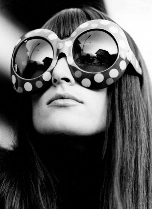 Crazy Sixties Sunglasses: Oversized and Dark Shades Were the Height of Fashion 
https://www.vintag.es/2022/01/1960s-sunglasses.html