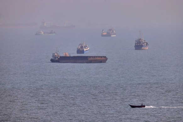 Un passage dangereux : le trafic maritime reste congestionné dans le détroit d'Ormuz.