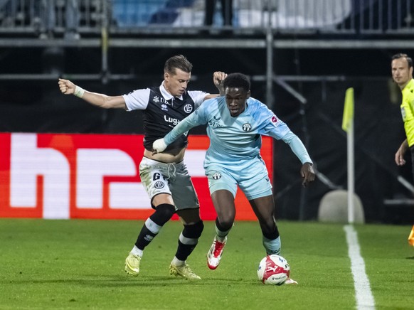 Ezgjan Alioski (à gauche) souffre d&#039;une fracture du péroné gauche